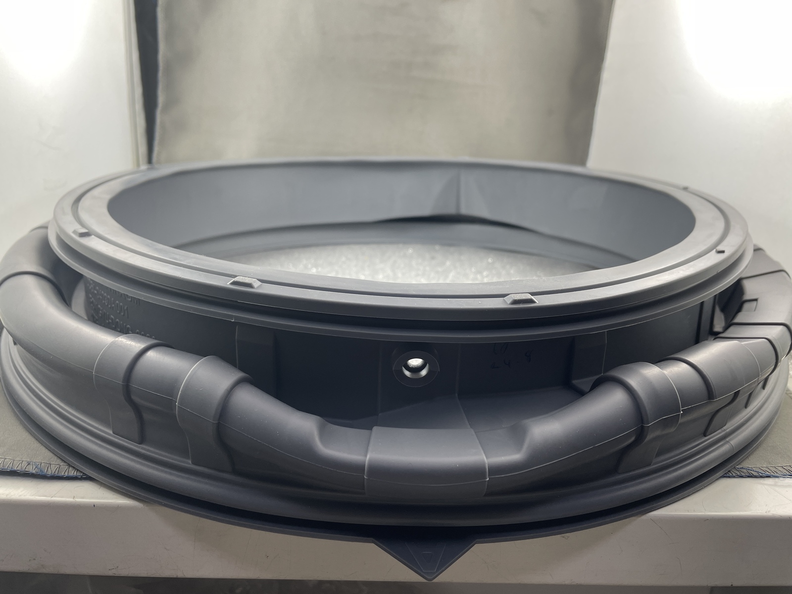 GENUINE SAMSUNG WASHER DOOR SEAL SPARE PART NO DC6404030A