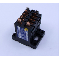 Daikin Genuine Magnetic Contactor W:1057371/0646374 CLK-15JF40 AC240V (ROHS) for Daikin Part No 105737J spare part