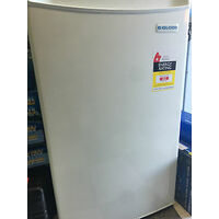 NEW IGLOO 128L MINI BAR FRIDGE & FREEZER WHITE 500x540x850 (W x D x H, mm)