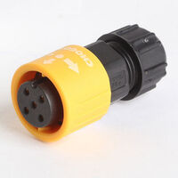 MIDDLE SERIES PLUG (R) PUSH-LOCK 
